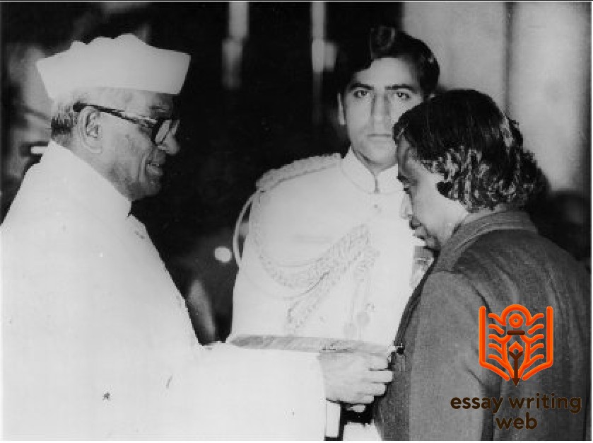 Padma Vibhushan and Padma Bhushan Image